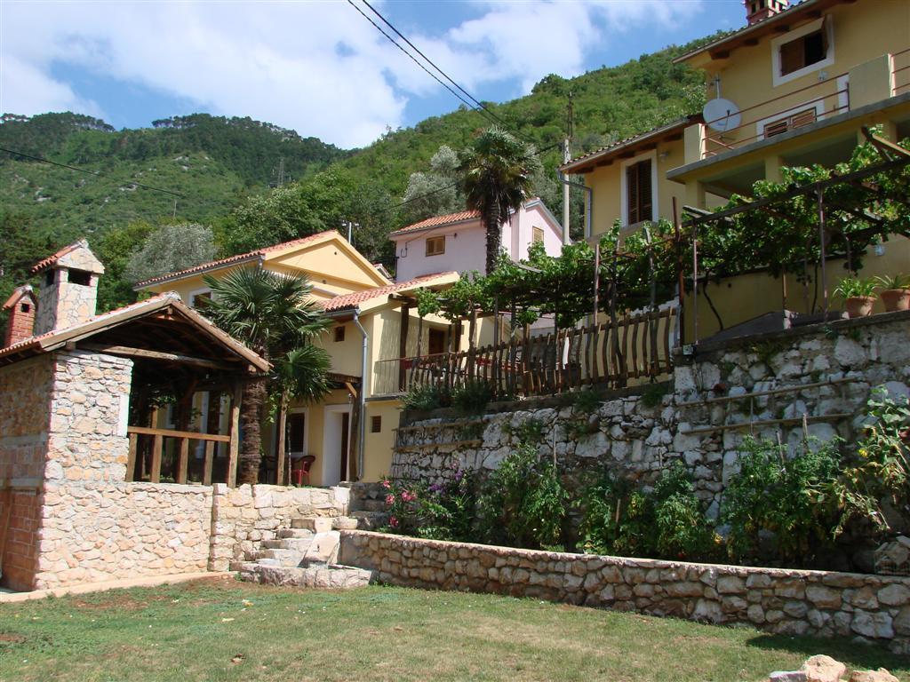 Apartments Vinetilia Mošćenička Draga Extérieur photo