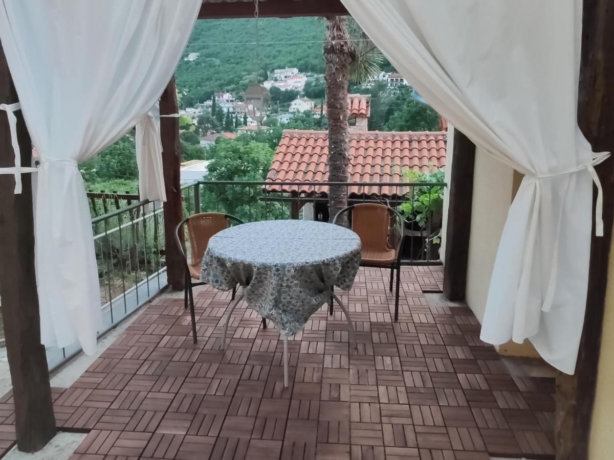 Apartments Vinetilia Mošćenička Draga Extérieur photo