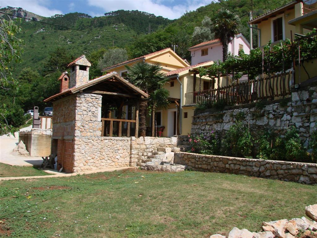 Apartments Vinetilia Mošćenička Draga Extérieur photo